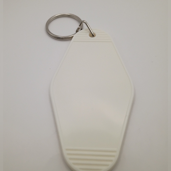 Motel Hotel Retro Styled White Green Cactus Keychain Keyring - Picture 2 of 2